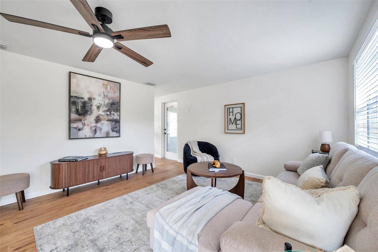 1216 E LEMON ST, TARPON SPRINGS, FL, 34689