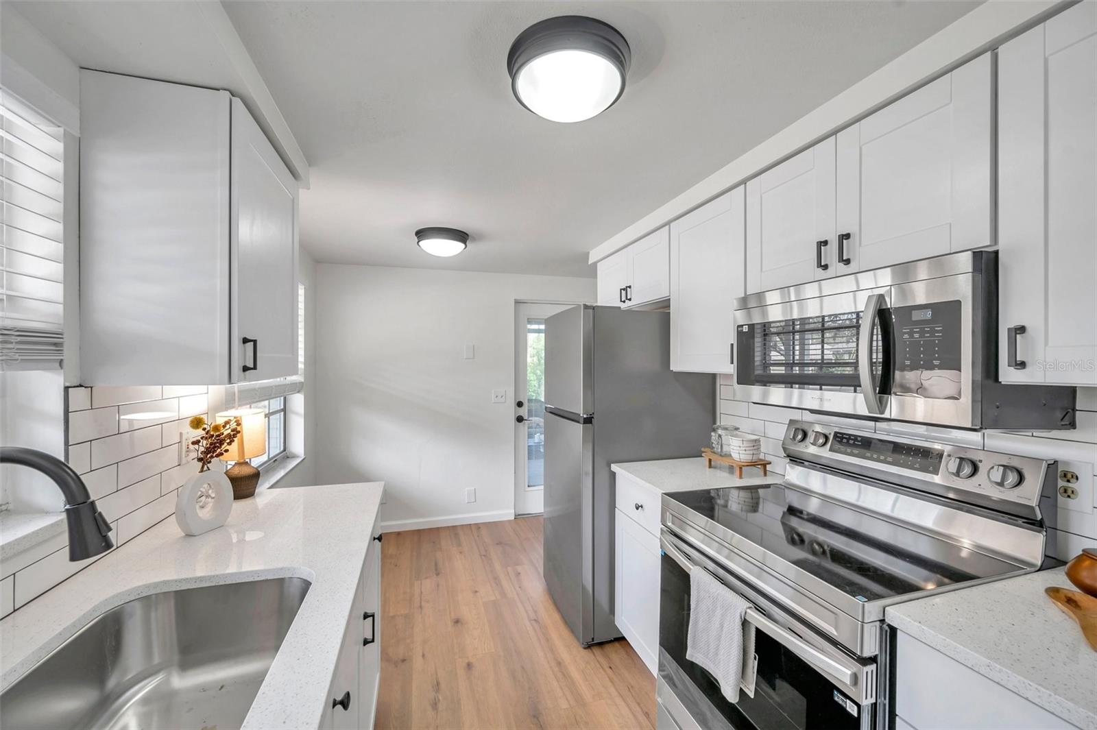 1216 E LEMON ST, TARPON SPRINGS, FL, 34689