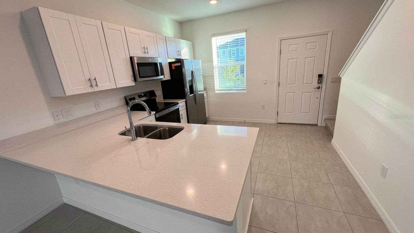 3204 SKYLINE LOOP, KISSIMMEE, FL, 34758