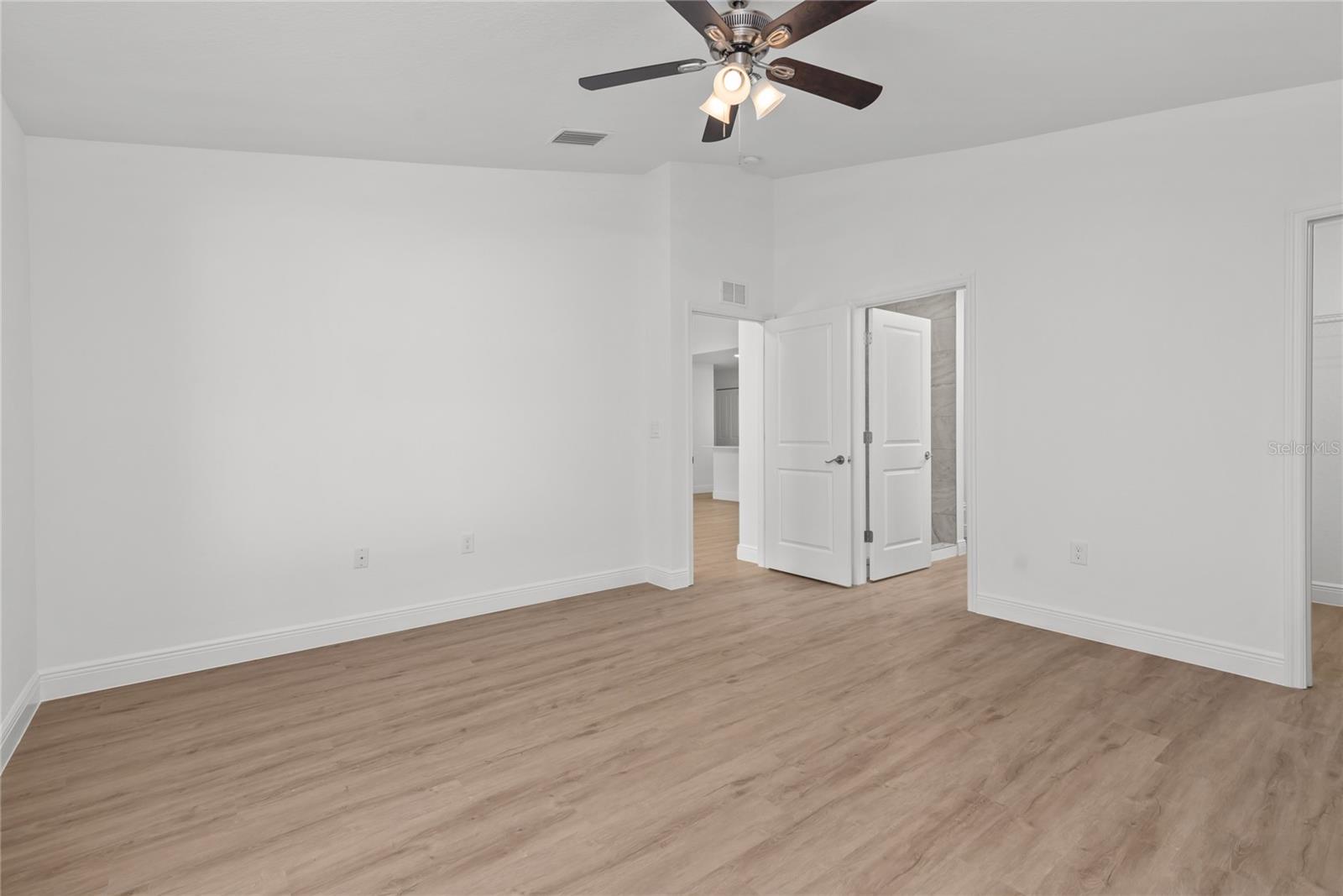 2300 NORDENDALE BLVD, NORTH PORT, FL, 34288