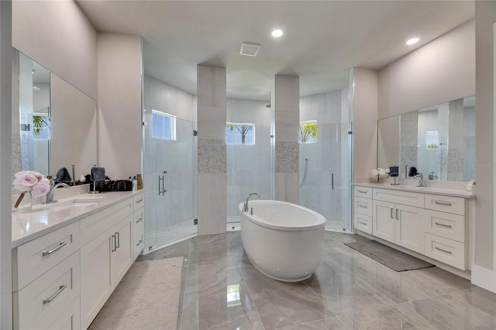 706 MANNS HARBOR DR, APOLLO BEACH, FL, 33572