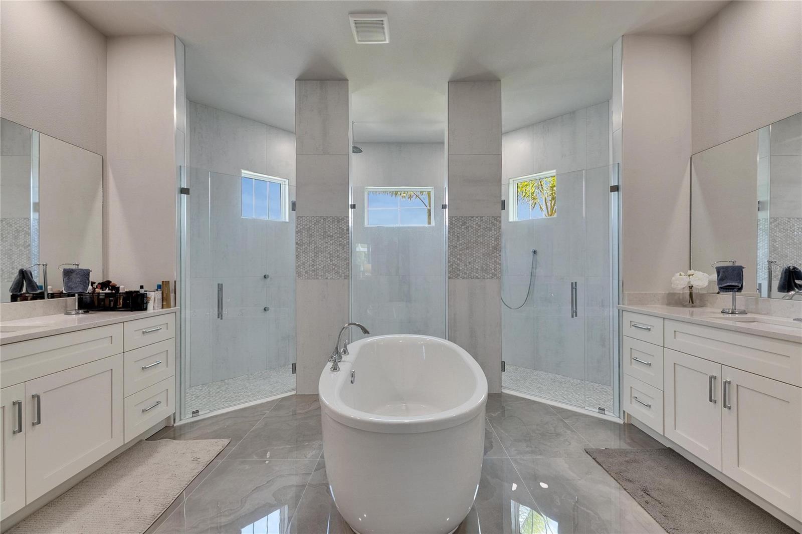 706 MANNS HARBOR DR, APOLLO BEACH, FL, 33572