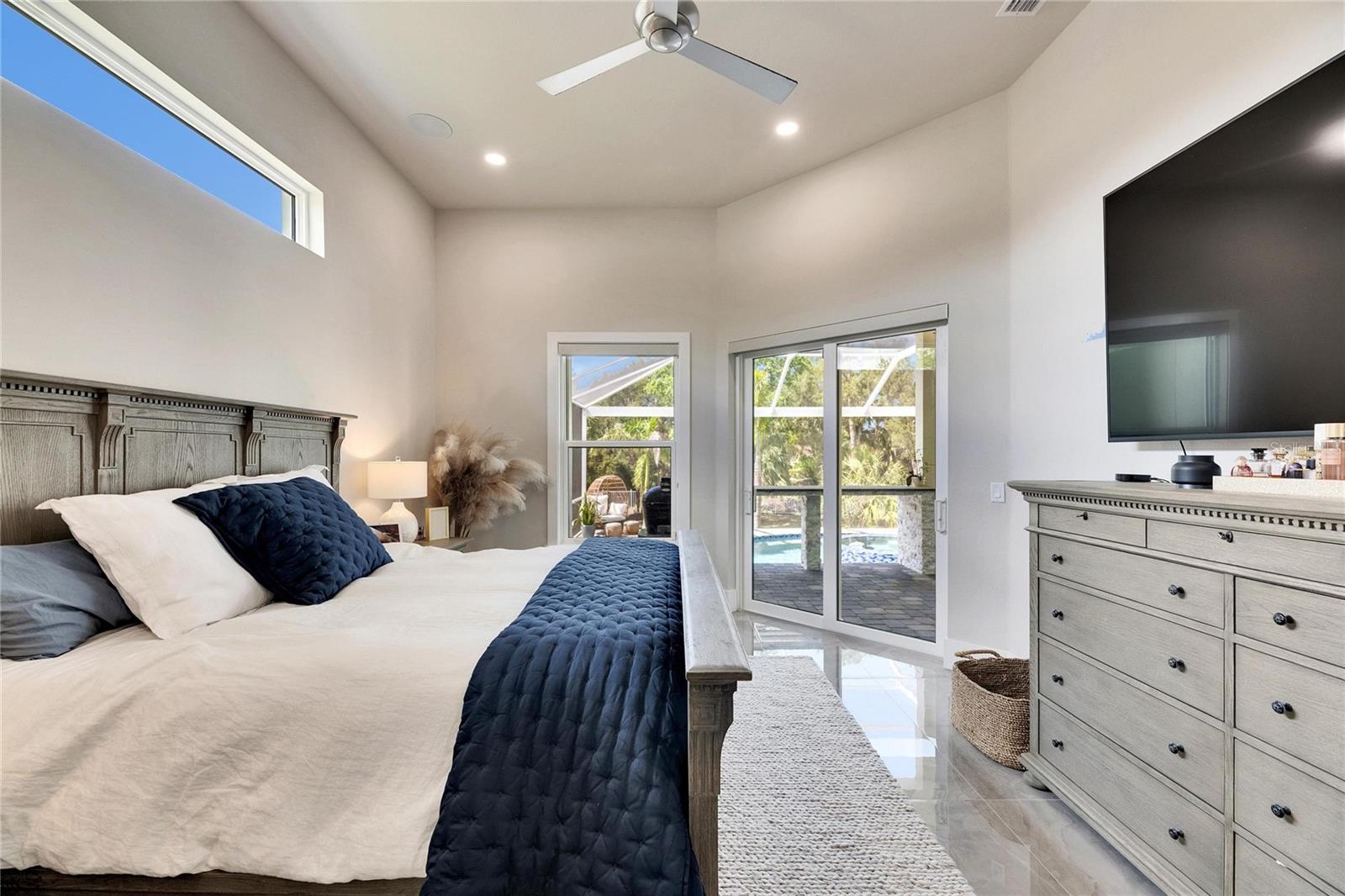 706 MANNS HARBOR DR, APOLLO BEACH, FL, 33572