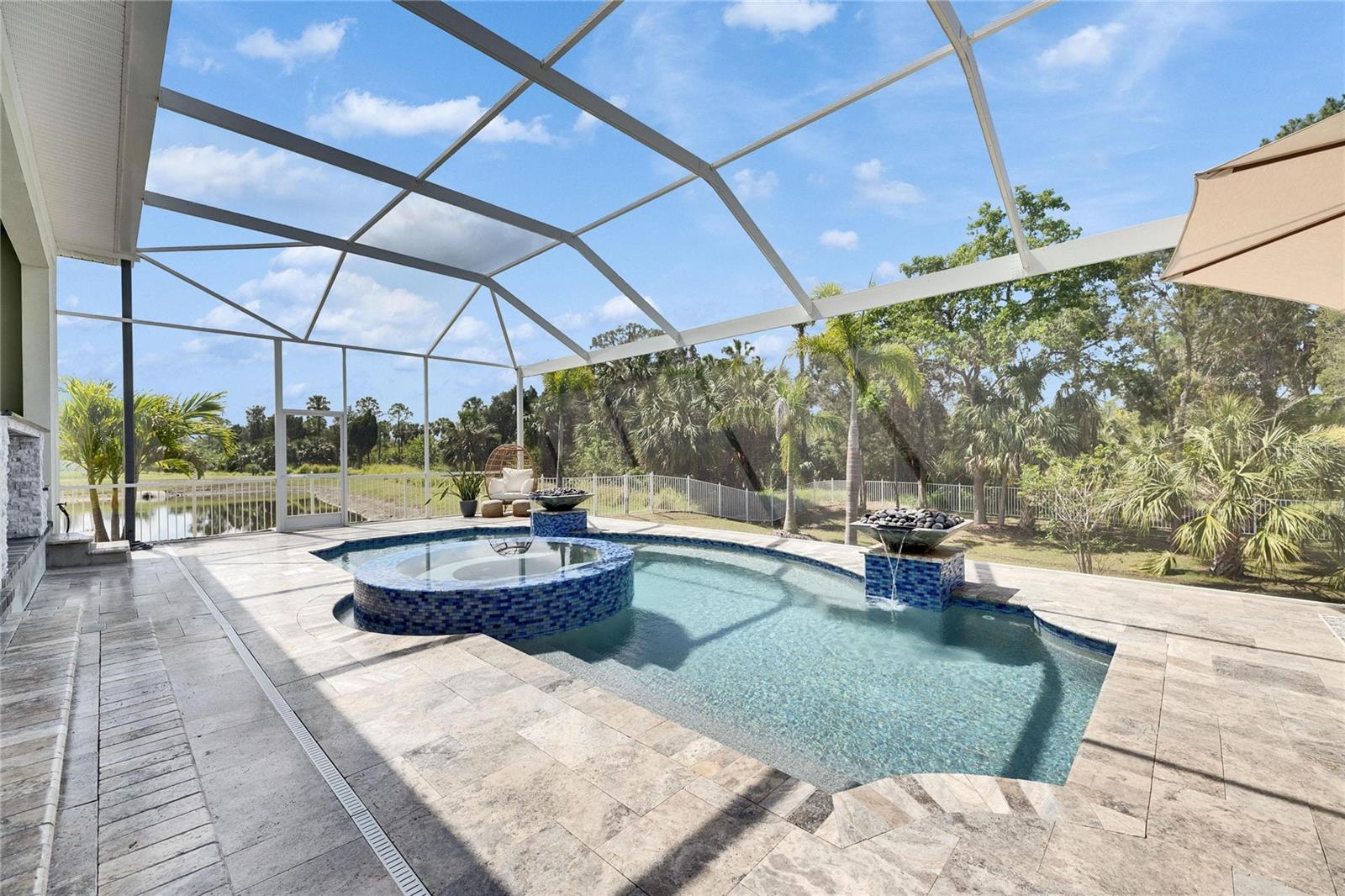 706 MANNS HARBOR DR, APOLLO BEACH, FL, 33572