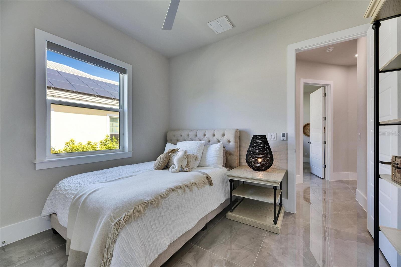 706 MANNS HARBOR DR, APOLLO BEACH, FL, 33572