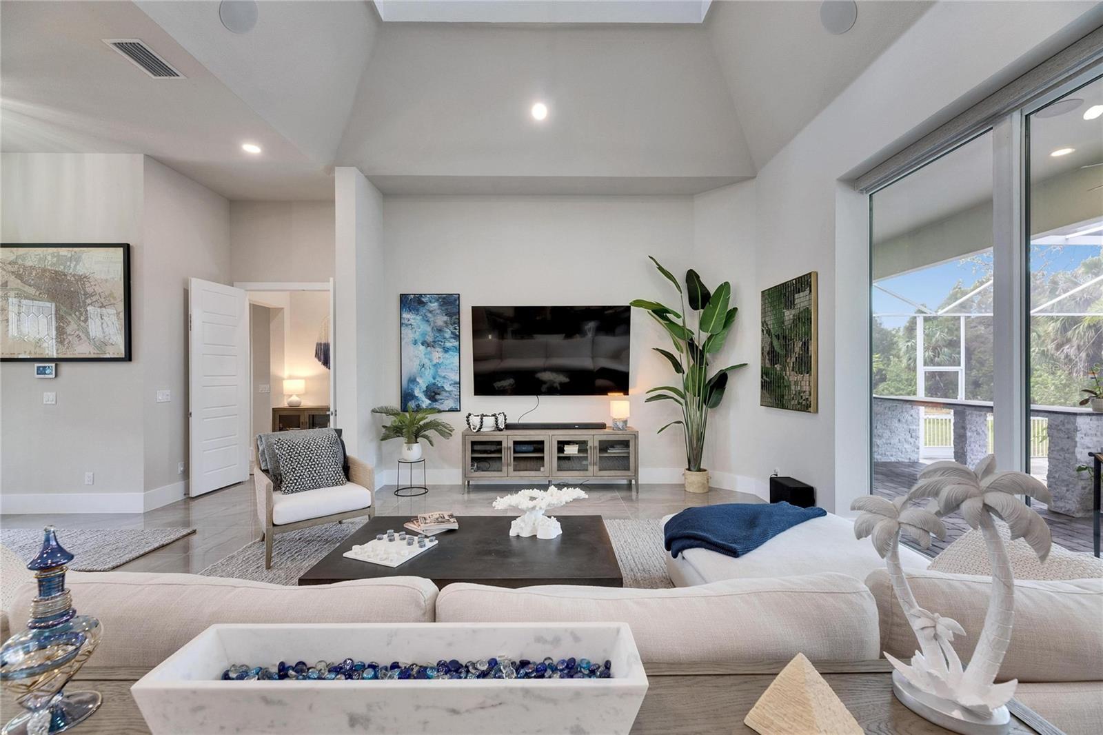 706 MANNS HARBOR DR, APOLLO BEACH, FL, 33572