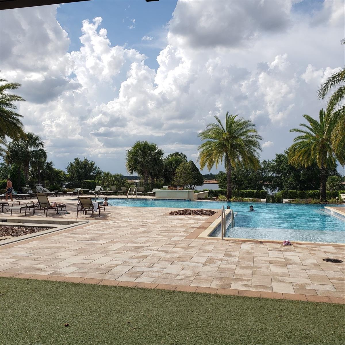 8085 GLENLLOYD AVE, WINTER GARDEN, FL, 34787