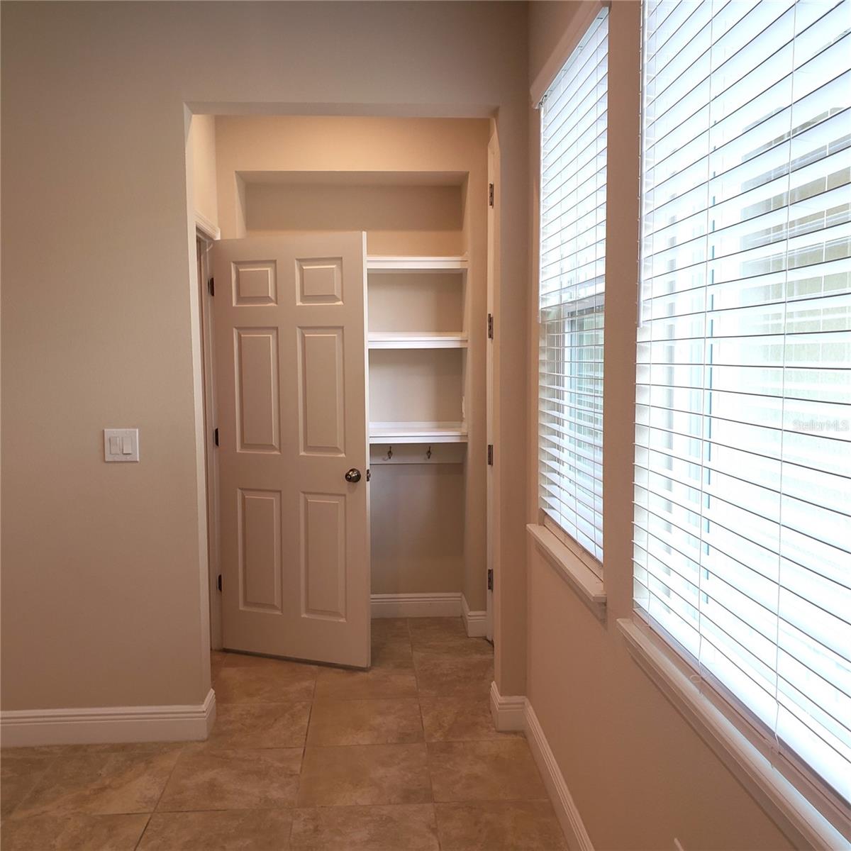 8085 GLENLLOYD AVE, WINTER GARDEN, FL, 34787