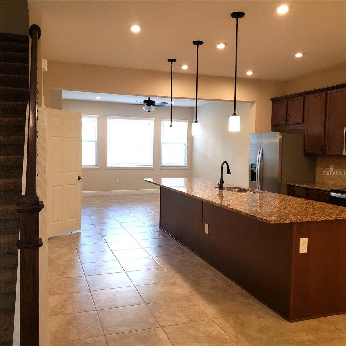 8085 GLENLLOYD AVE, WINTER GARDEN, FL, 34787