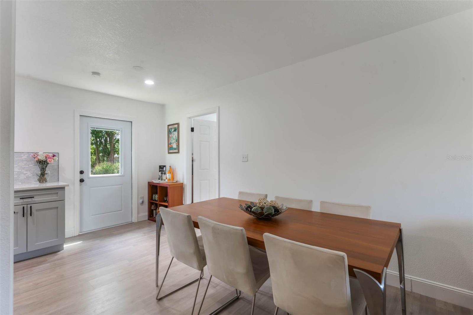 1053 PRINCEWOOD DR, ORLANDO, FL, 32810
