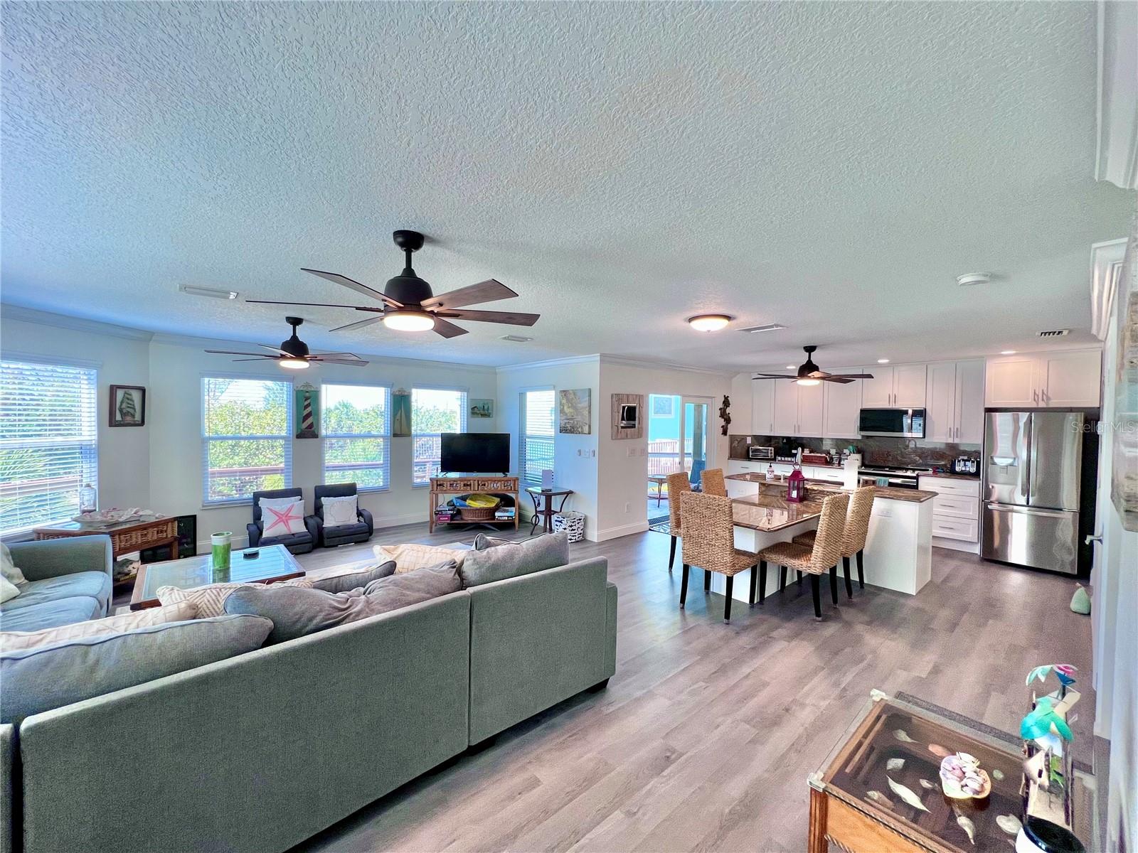 8152 LITTLE GASPARILLA IS, PLACIDA, FL, 33946