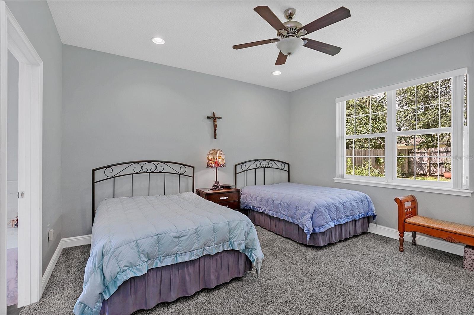 559 E MAGNOLIA AVE, LONGWOOD, FL, 32750