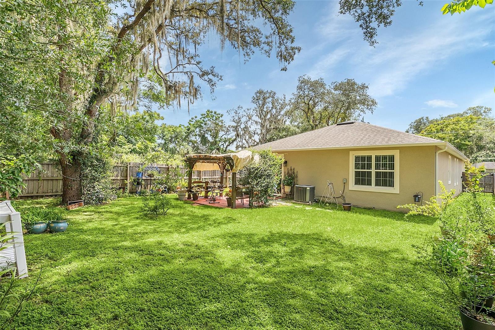 559 E MAGNOLIA AVE, LONGWOOD, FL, 32750