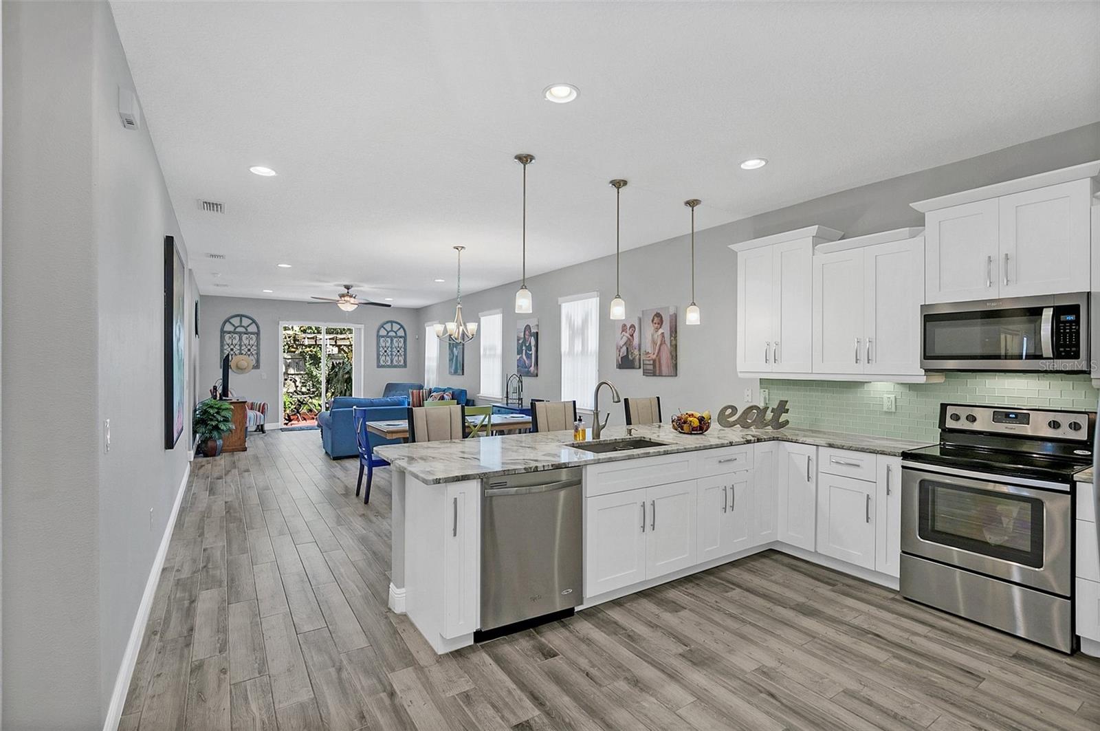 559 E MAGNOLIA AVE, LONGWOOD, FL, 32750