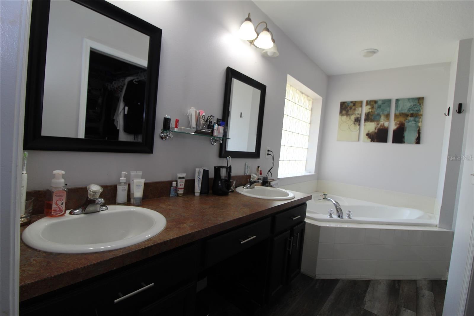 4581 MARSH HARBOR DR, TAVARES, FL, 32778