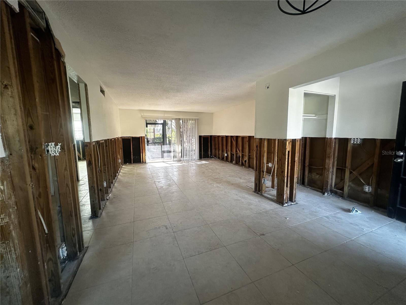 200 COUNTRY CLUB DR #1101, LARGO, FL, 33771