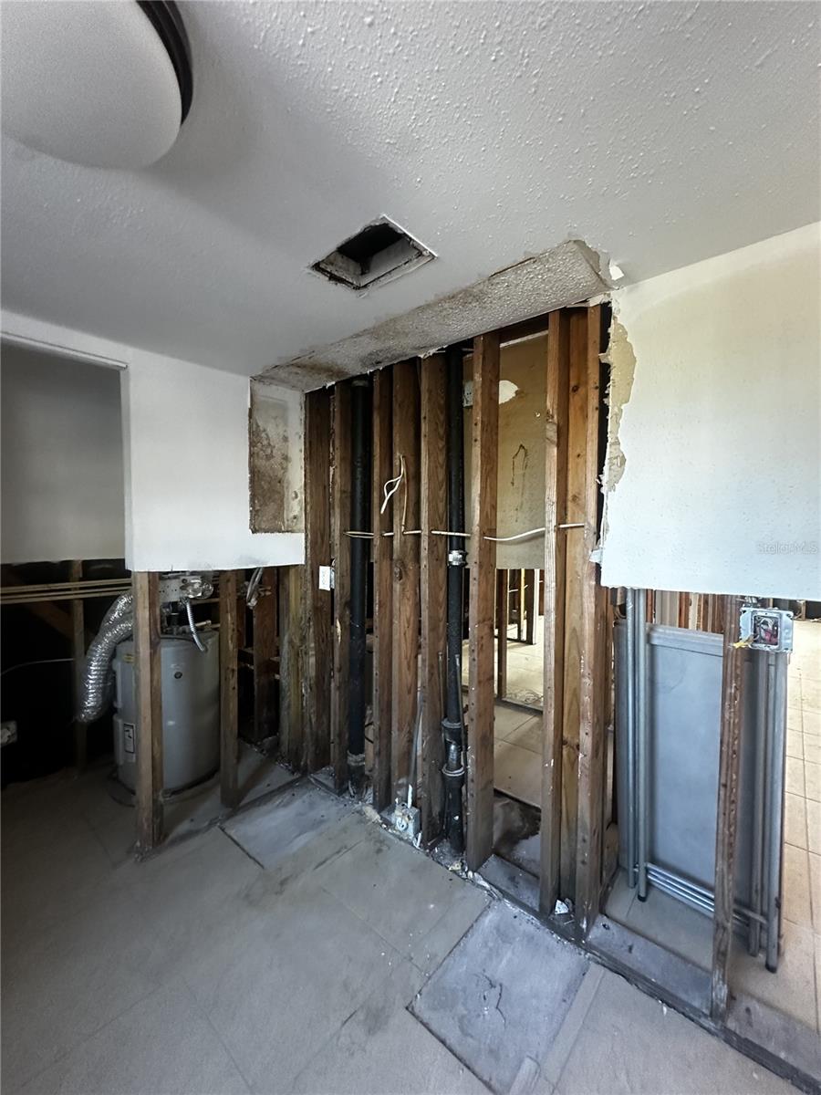 200 COUNTRY CLUB DR #1101, LARGO, FL, 33771