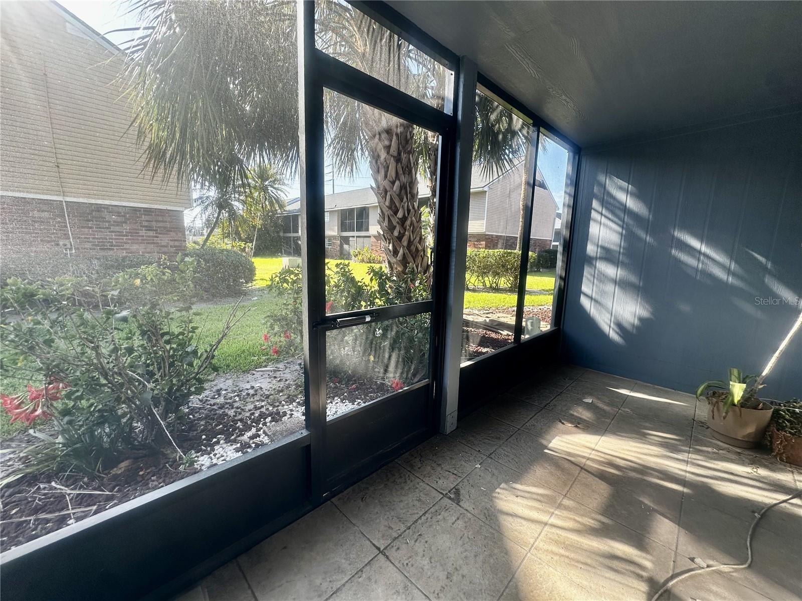 200 COUNTRY CLUB DR #1101, LARGO, FL, 33771