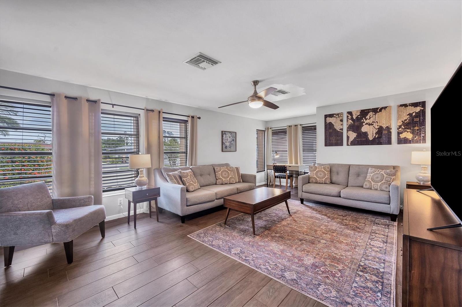 18 ANNAPOLIS LN, ROTONDA WEST, FL, 33947