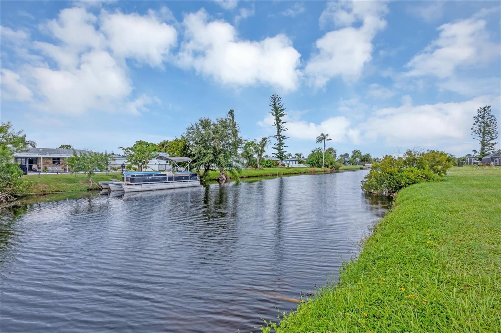 18 ANNAPOLIS LN, ROTONDA WEST, FL, 33947