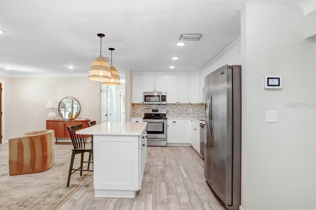 6154 36TH AVE N, ST PETERSBURG, FL, 33710