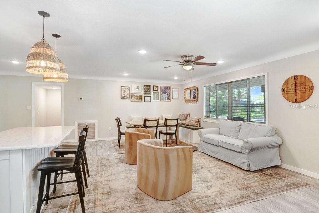 6154 36TH AVE N, ST PETERSBURG, FL, 33710