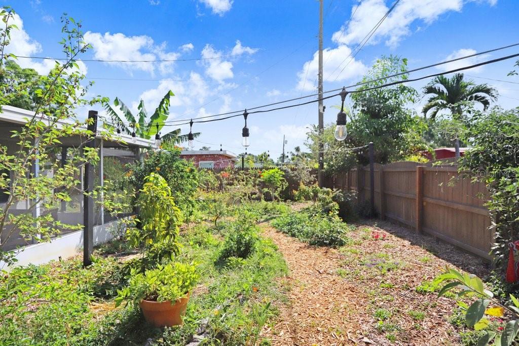 6154 36TH AVE N, ST PETERSBURG, FL, 33710