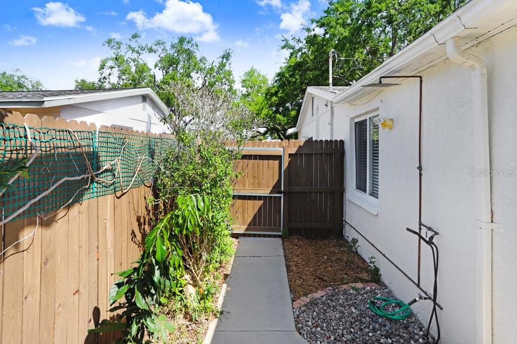 6154 36TH AVE N, ST PETERSBURG, FL, 33710
