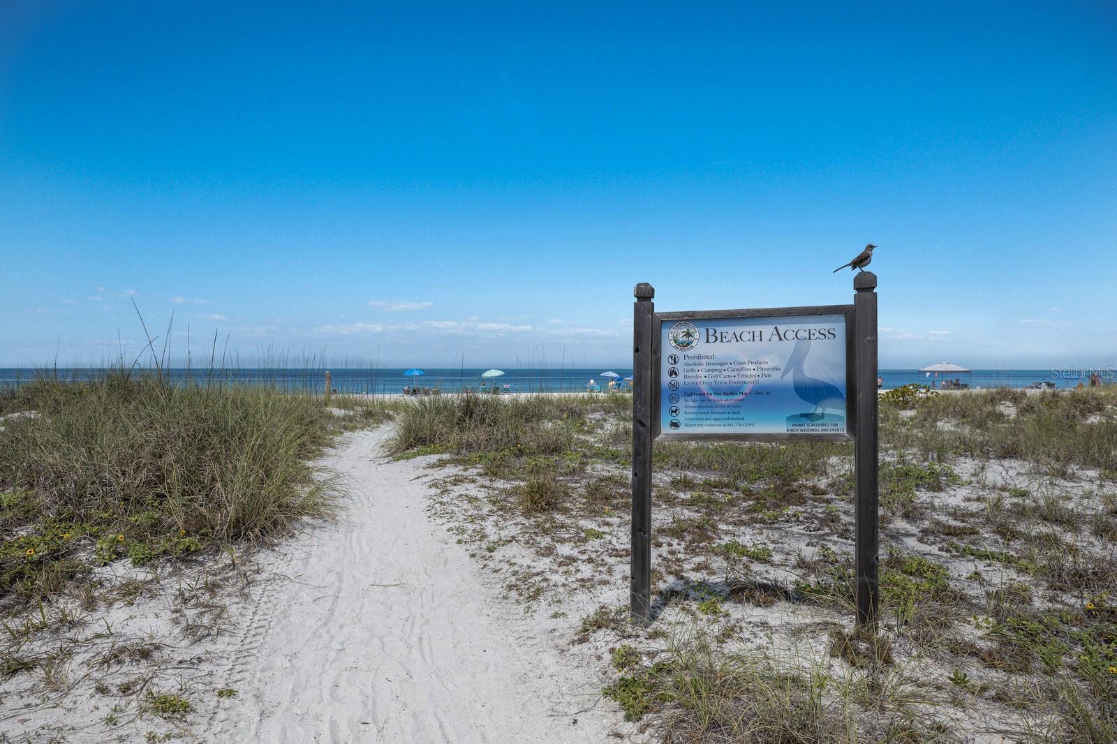 205 HIGHLAND AVE #2, BRADENTON BEACH, FL, 34217