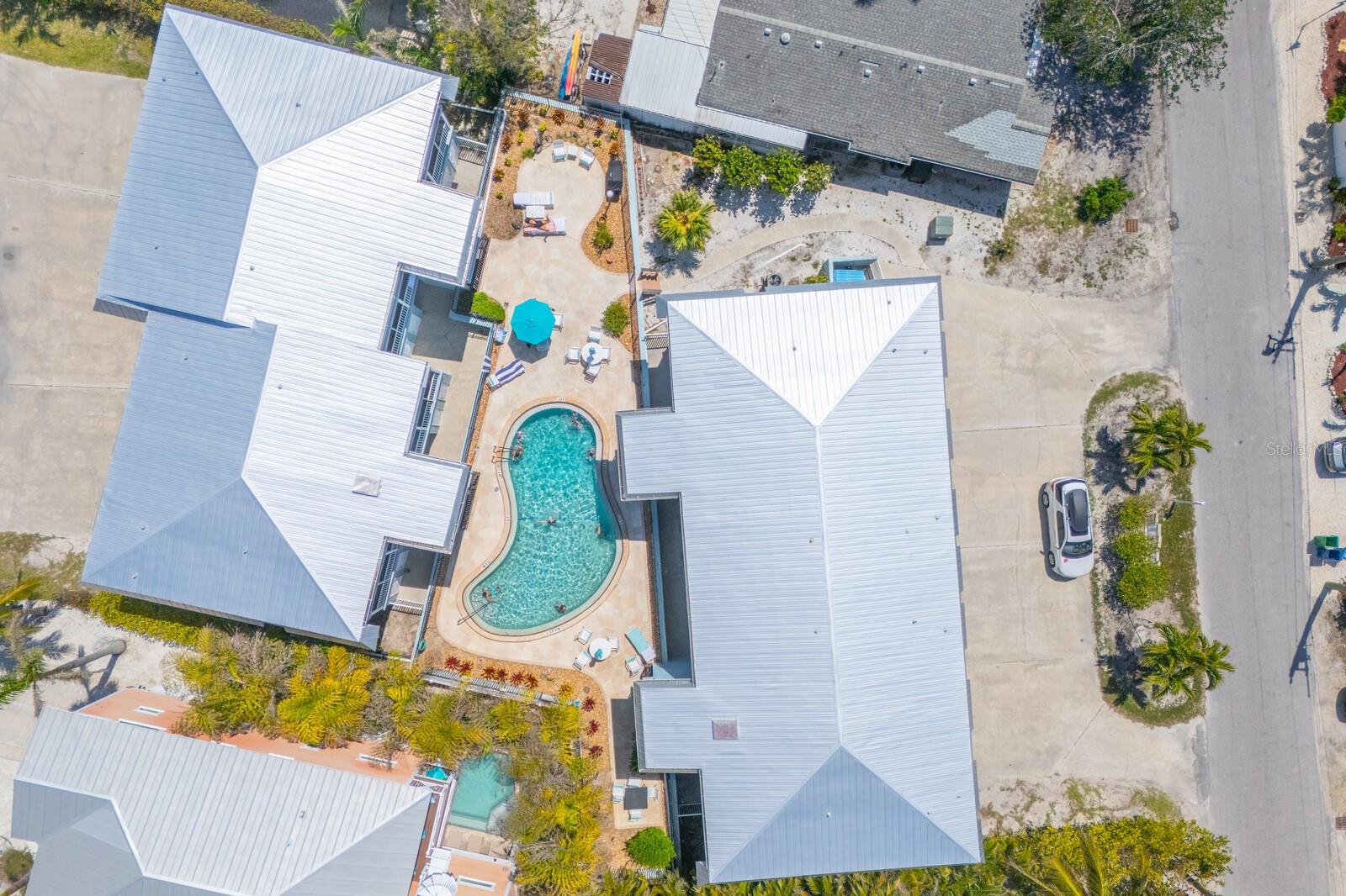 205 HIGHLAND AVE #2, BRADENTON BEACH, FL, 34217