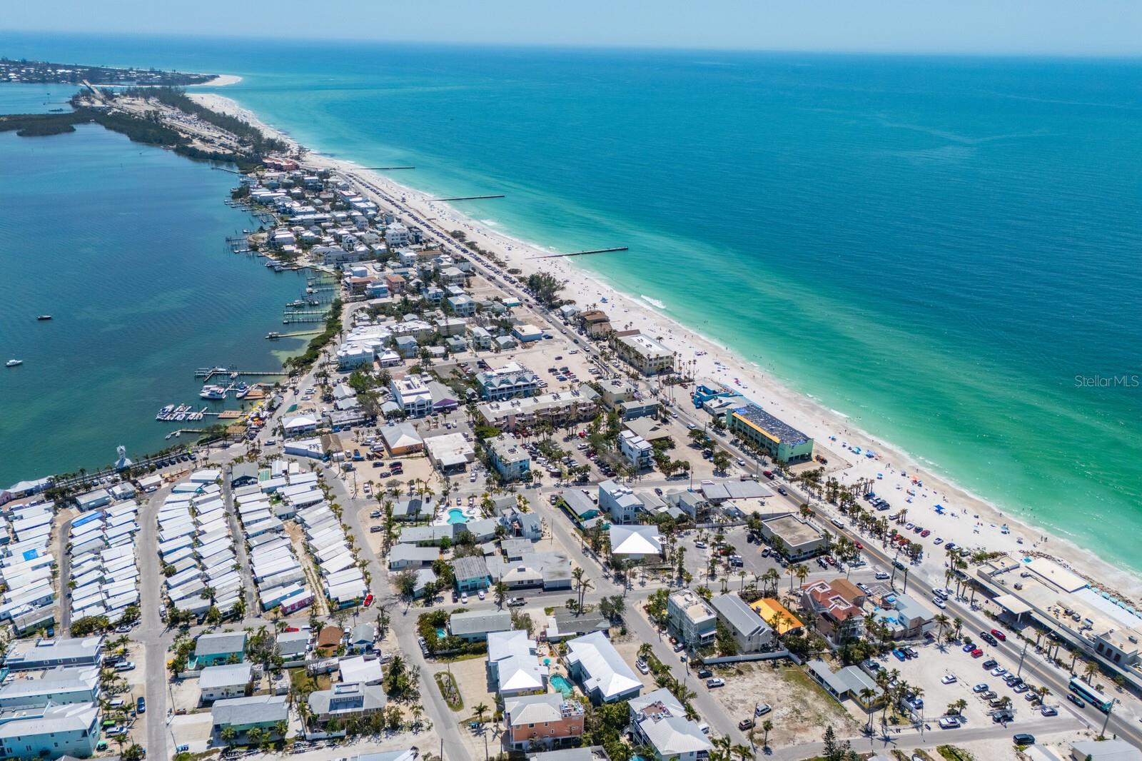 205 HIGHLAND AVE #2, BRADENTON BEACH, FL, 34217