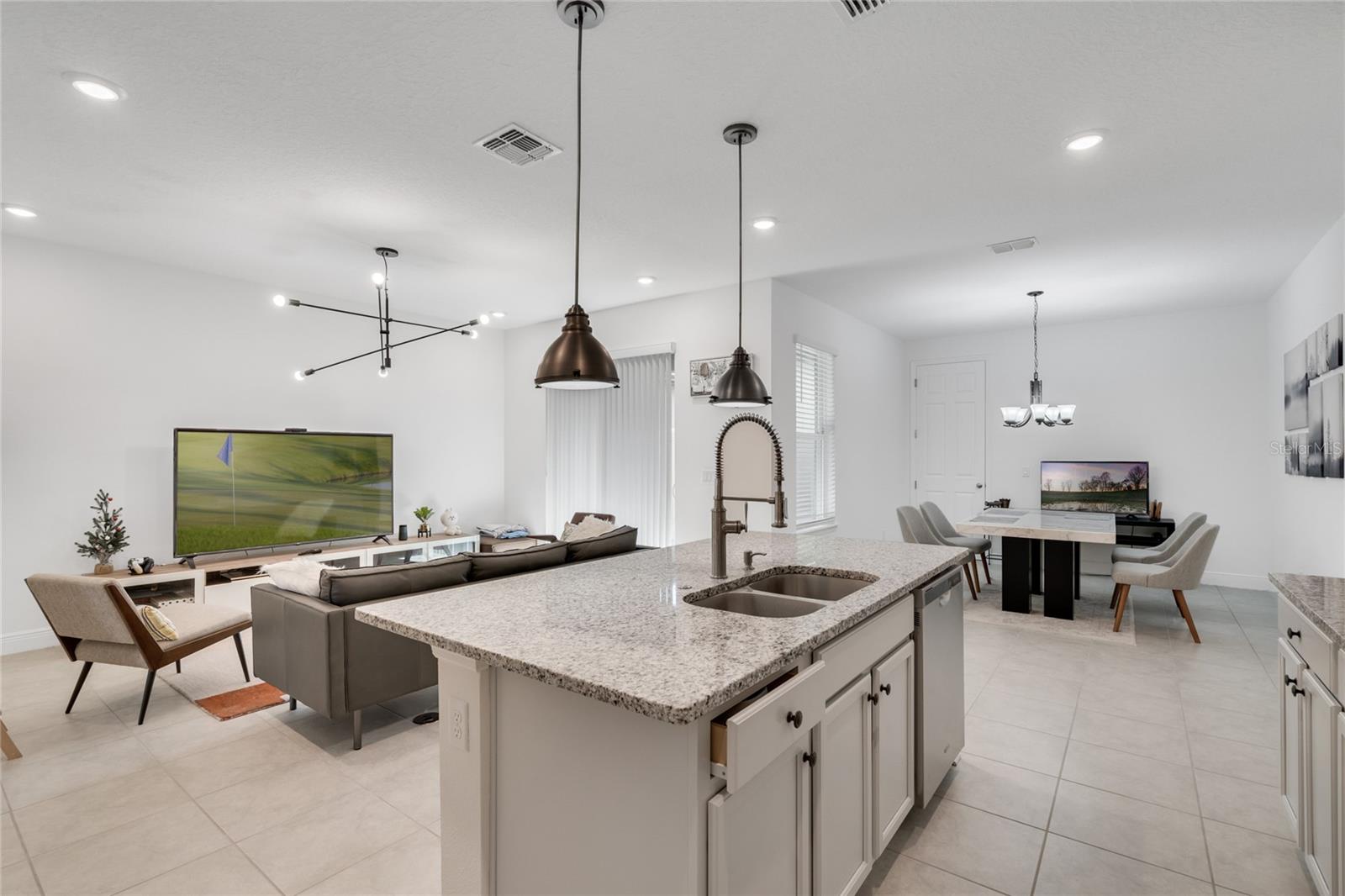 7157 CARRICKBEND LN, ORLANDO, FL, 32819