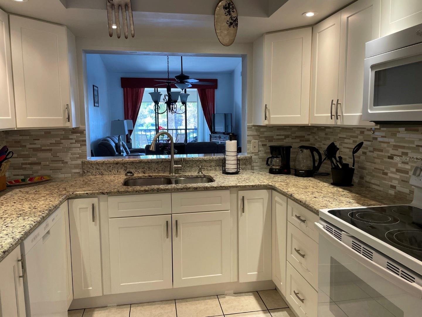 4325 46TH AVE W #202, BRADENTON, FL, 34210