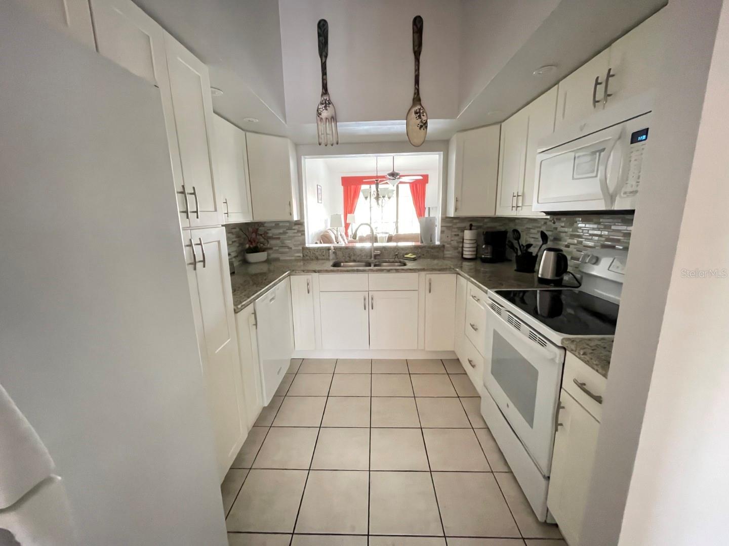 4325 46TH AVE W #202, BRADENTON, FL, 34210