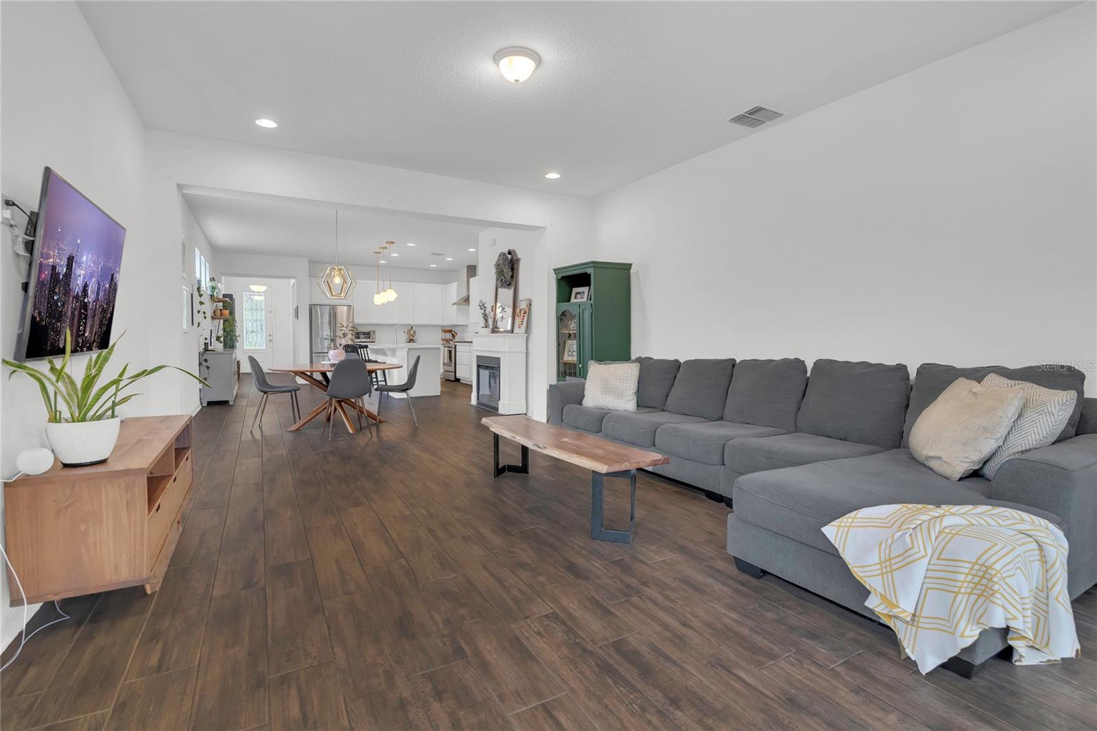 2214 BAY LINE RD, OAKLAND, FL, 34787