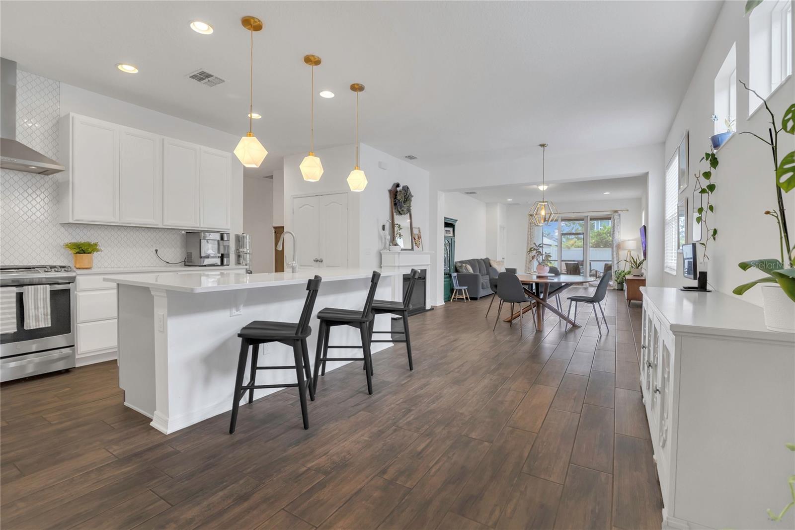 2214 BAY LINE RD, OAKLAND, FL, 34787