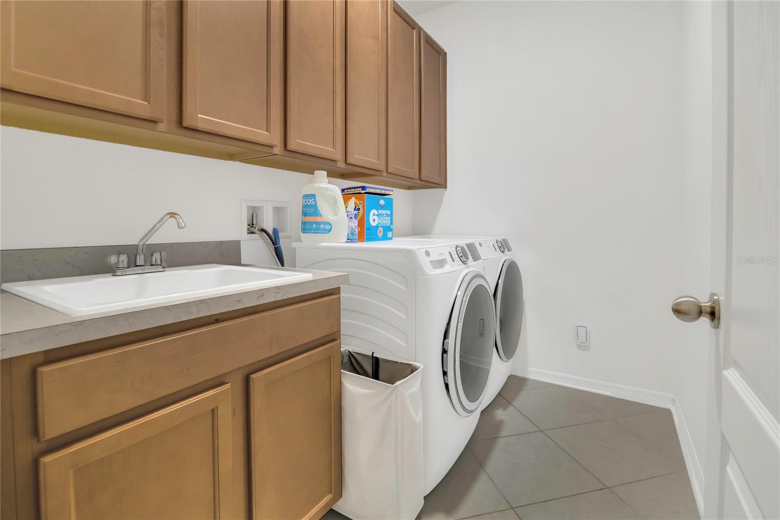 2214 BAY LINE RD, OAKLAND, FL, 34787