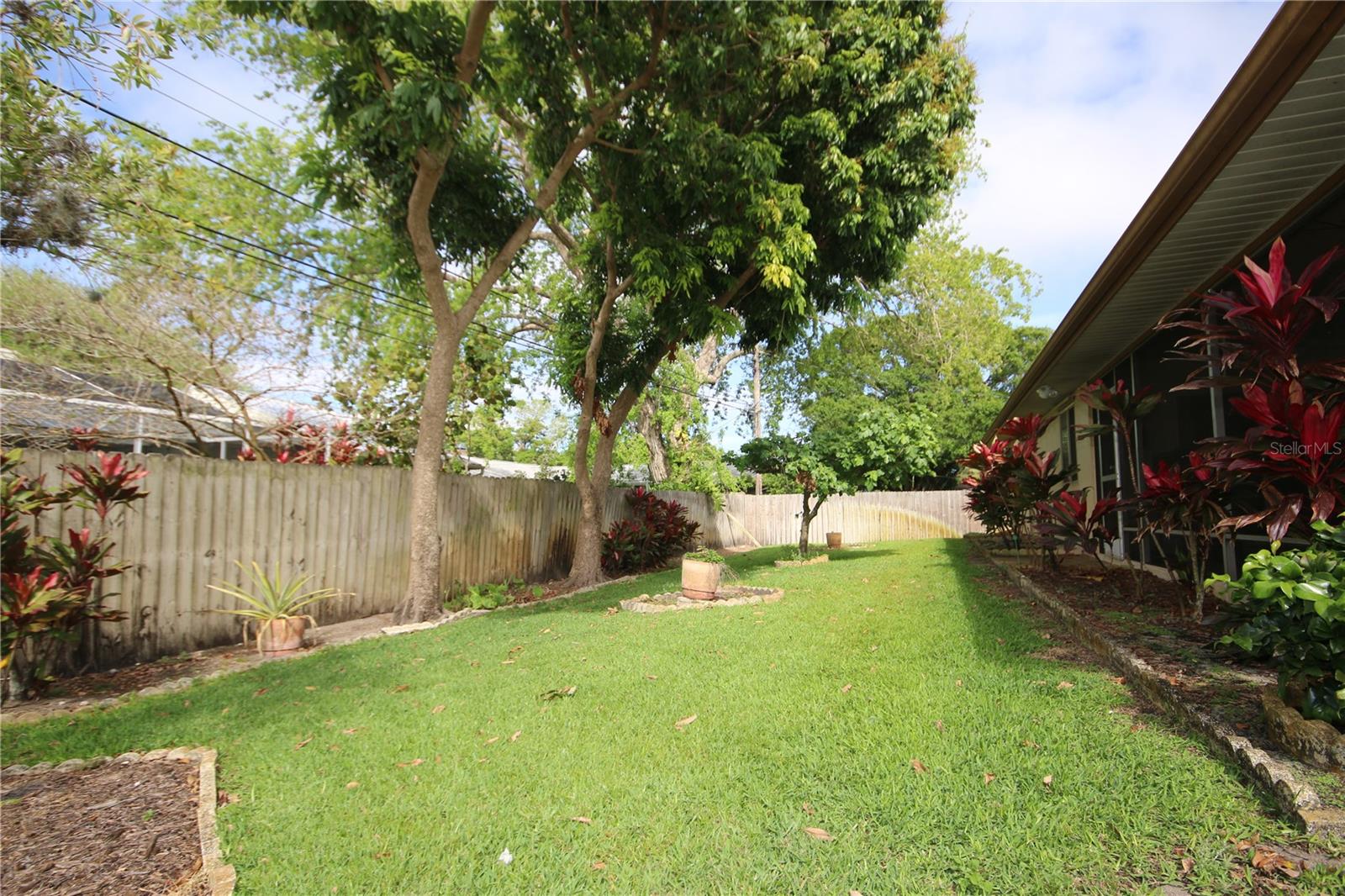 1670 PALMWOOD DR, CLEARWATER, FL, 33756