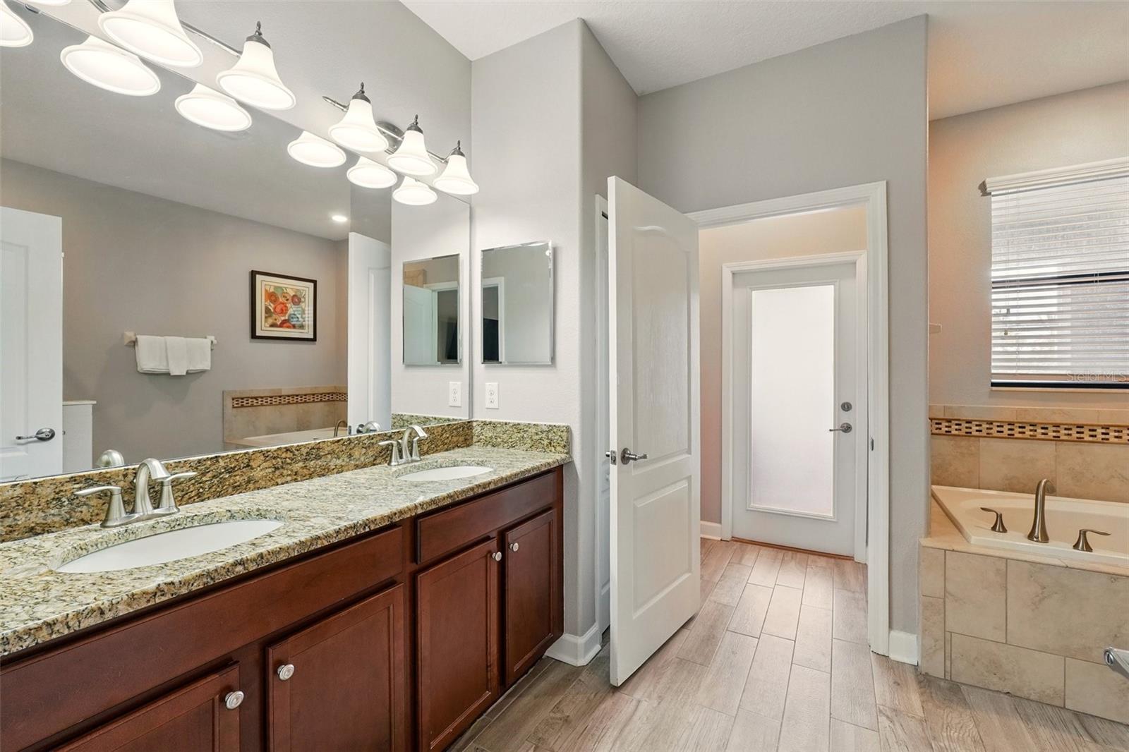 1407 MOON VALLEY DR, DAVENPORT, FL, 33896