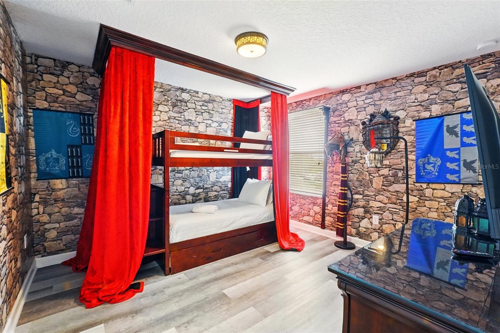 1407 MOON VALLEY DR, DAVENPORT, FL, 33896