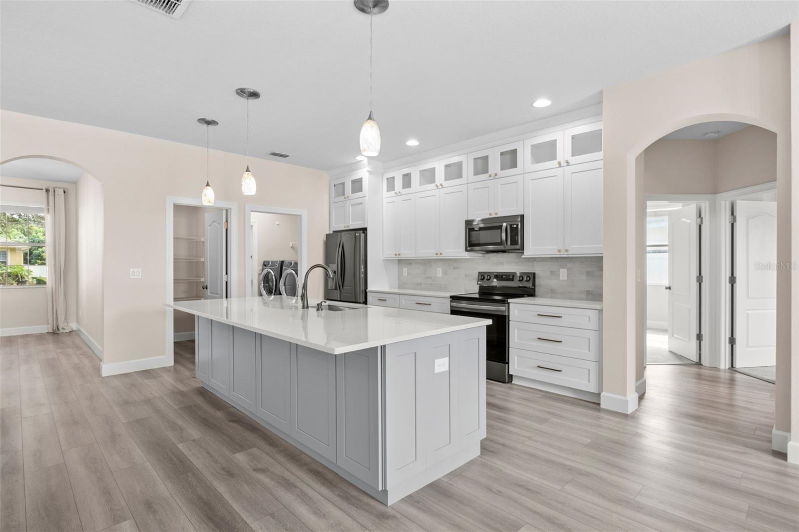 504 ARCH RIDGE LOOP, SEFFNER, FL, 33584