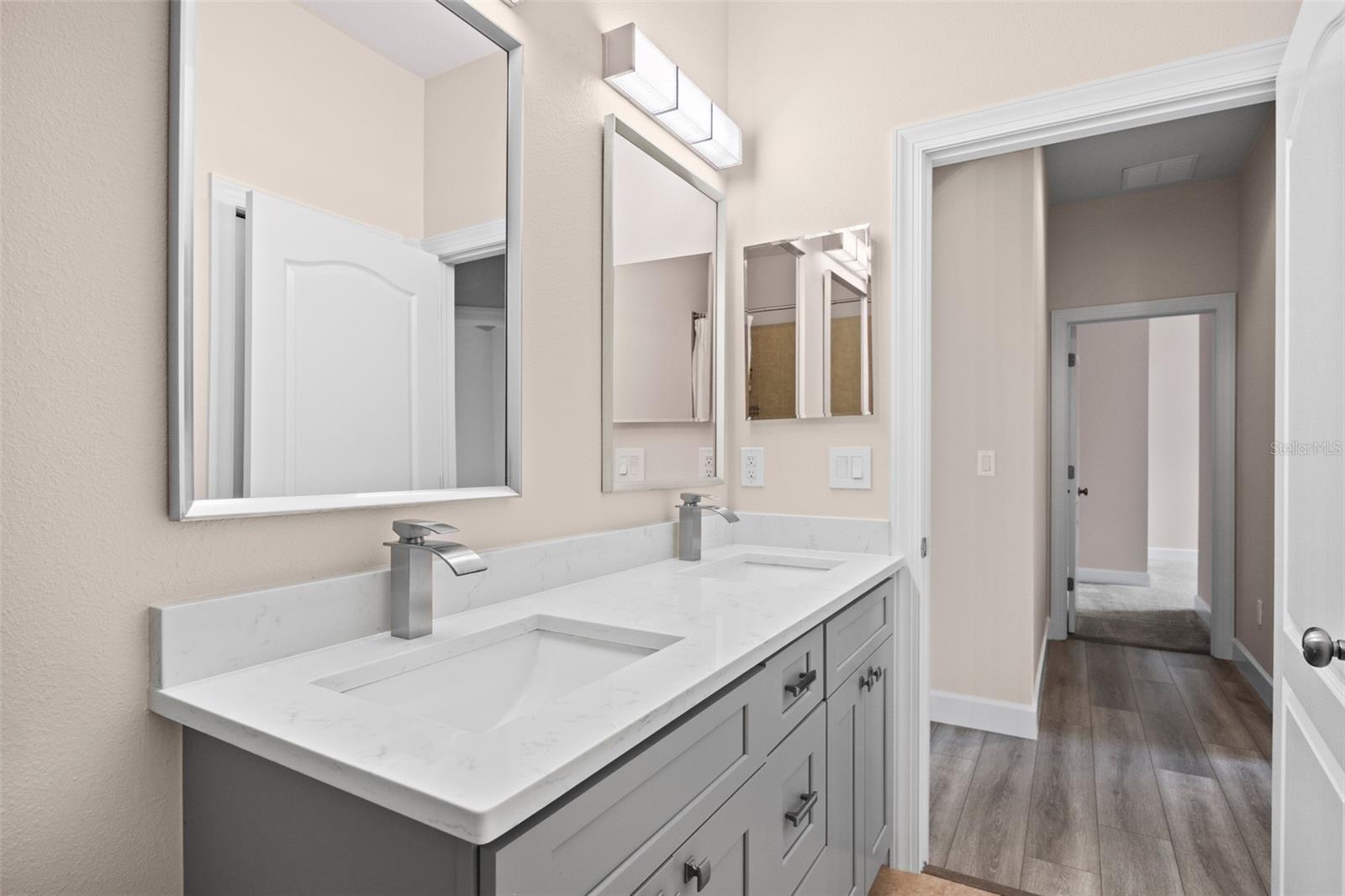 504 ARCH RIDGE LOOP, SEFFNER, FL, 33584