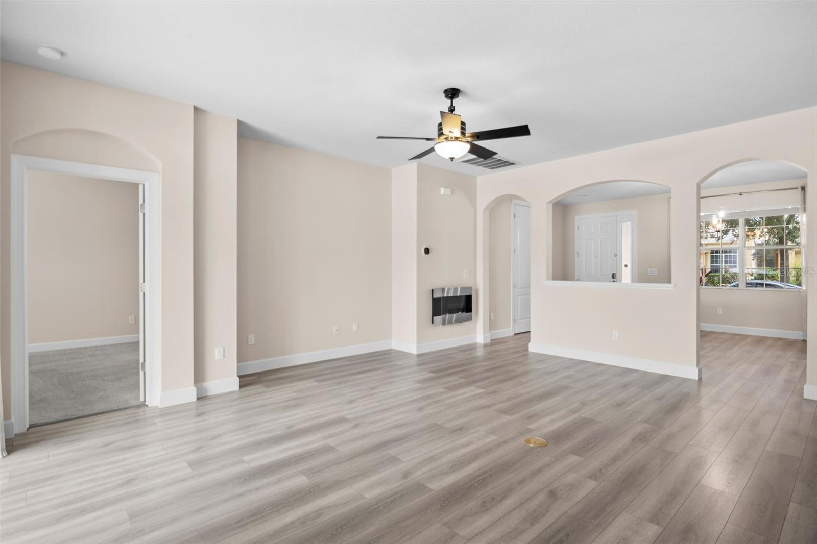 504 ARCH RIDGE LOOP, SEFFNER, FL, 33584