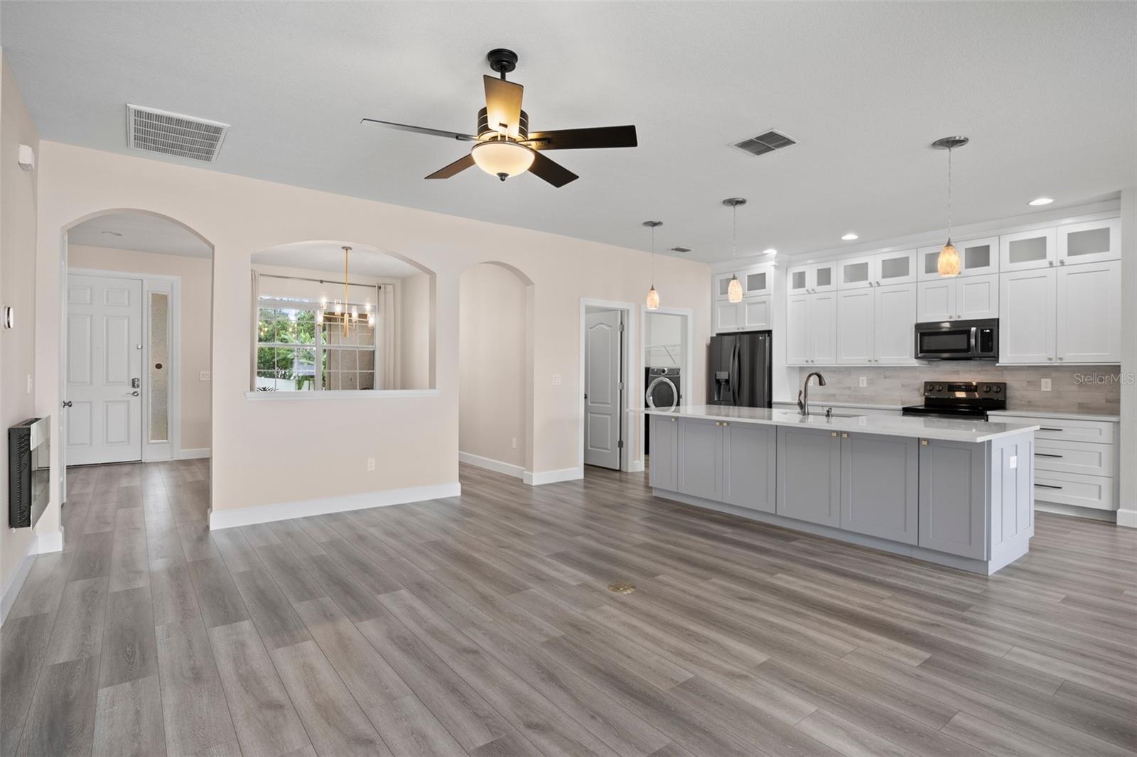 504 ARCH RIDGE LOOP, SEFFNER, FL, 33584