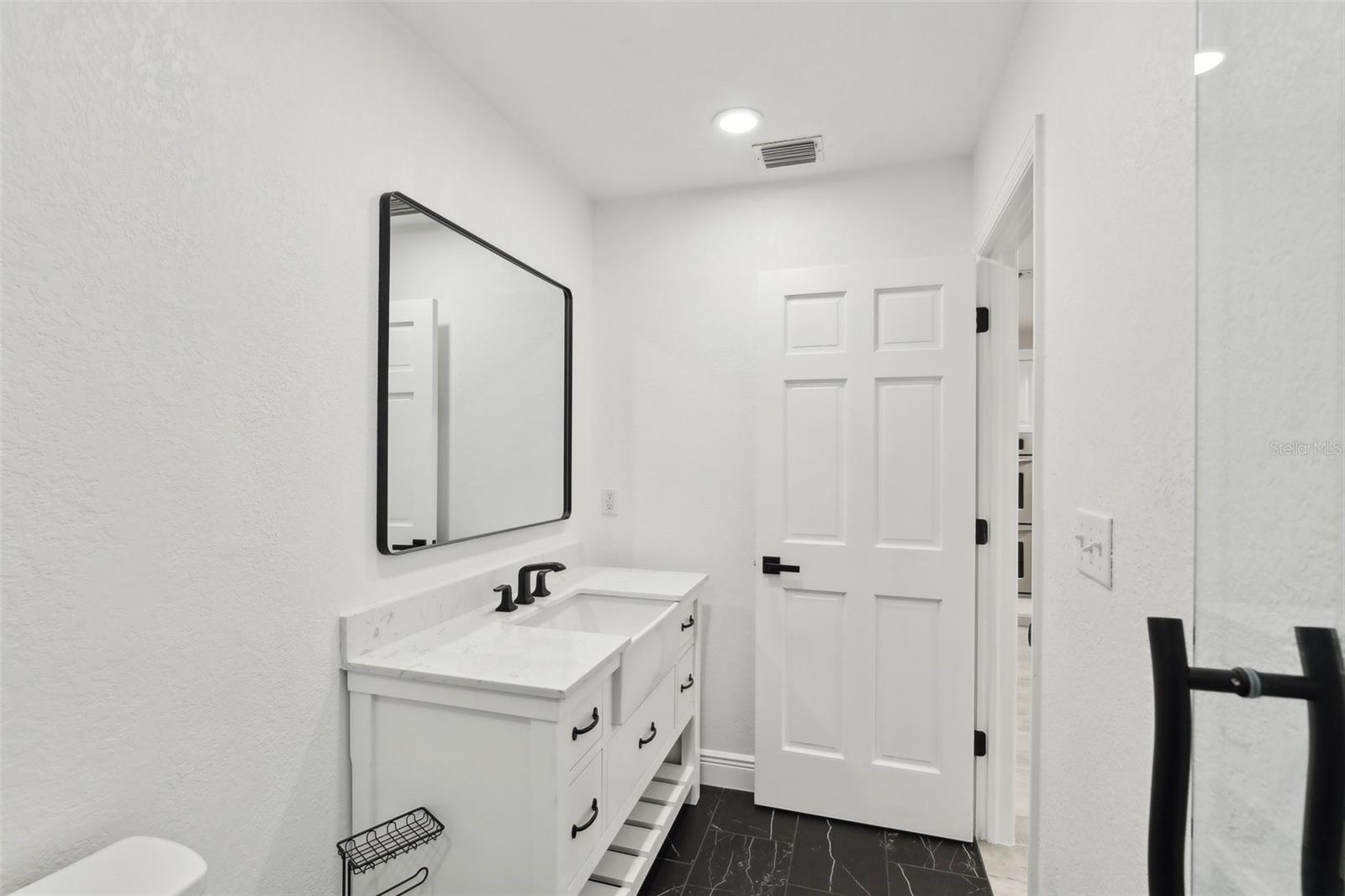 2807 BAYSHORE BLVD, TAMPA, FL, 33629