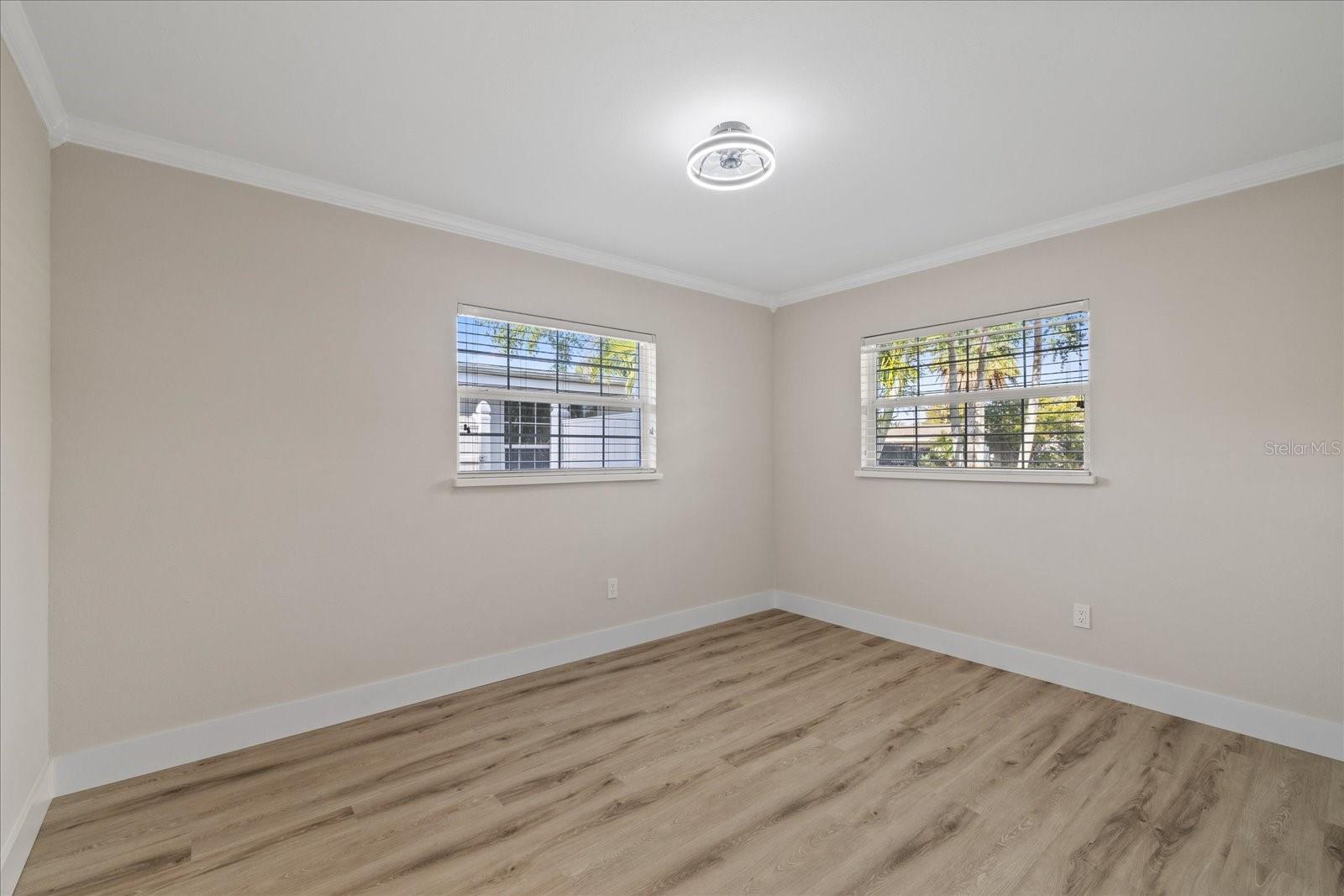 504 DRIFTWOOD DR E, PALM HARBOR, FL, 34683