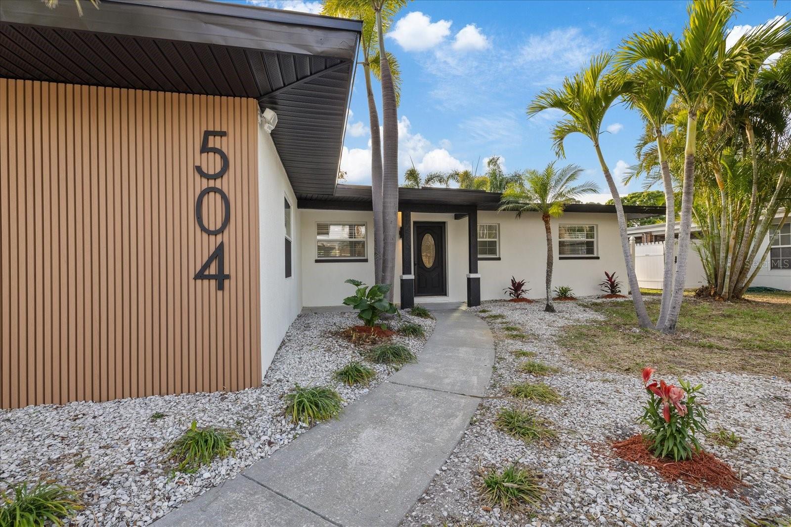 504 DRIFTWOOD DR E, PALM HARBOR, FL, 34683