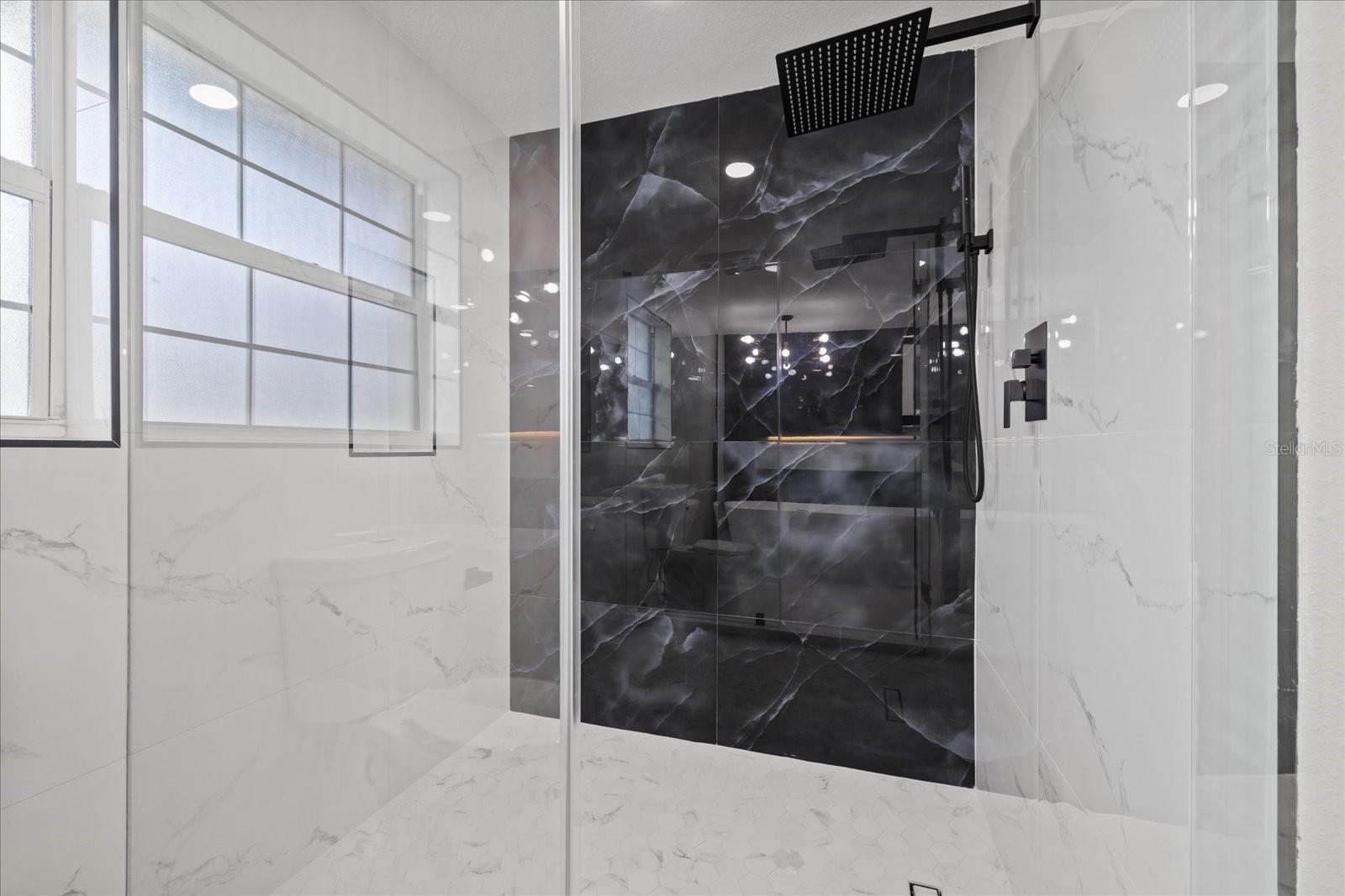 504 DRIFTWOOD DR E, PALM HARBOR, FL, 34683