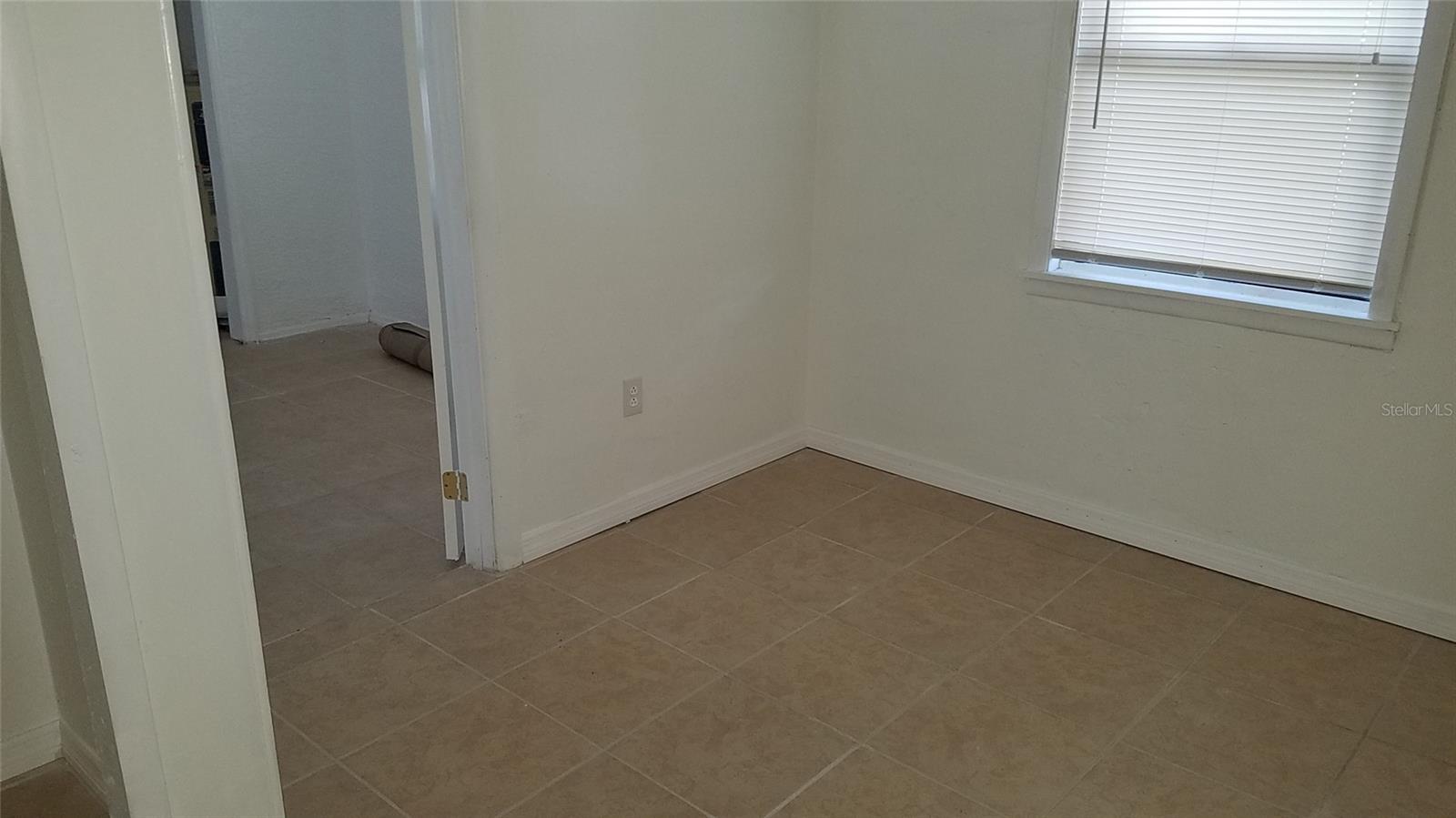 560 26TH ST S, ST PETERSBURG, FL, 33712