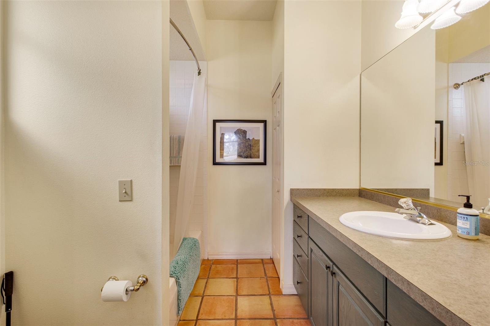 361 WHITFIELD AVE, SARASOTA, FL, 34243
